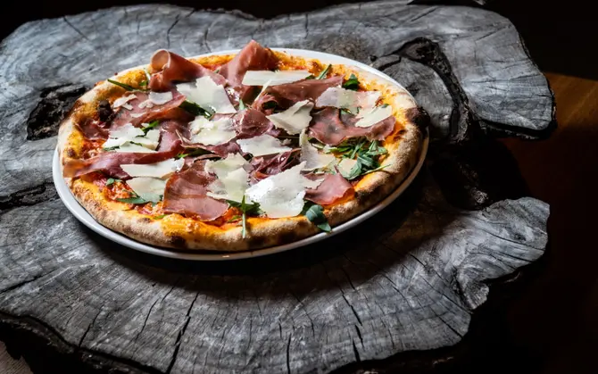 Pizza - Holzofen - Italienisch - Saas-Fee - Del Ponte