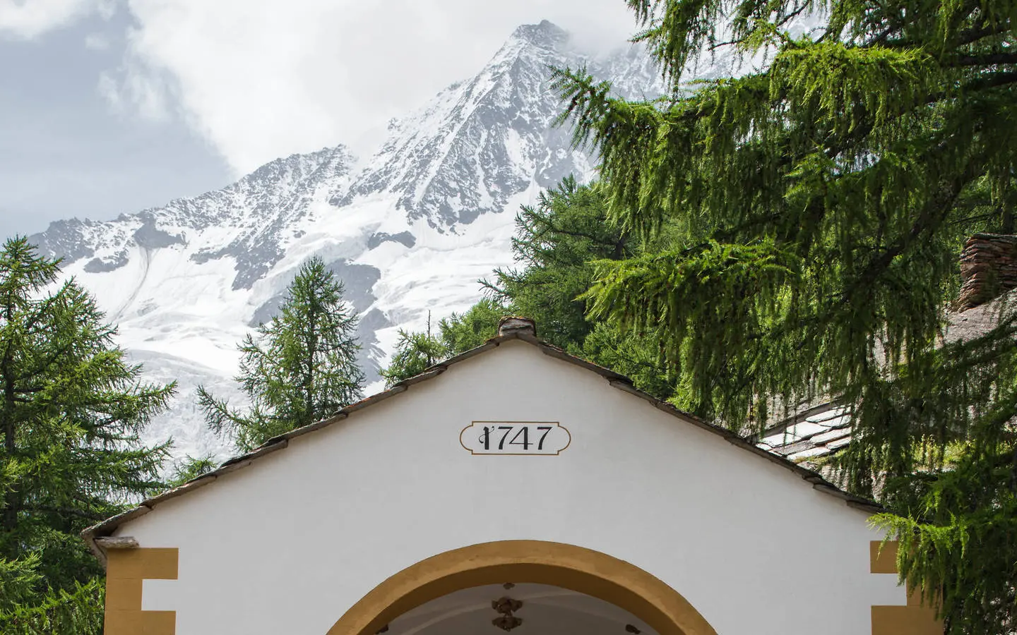 wunderschöne Kapelle unterhalb Saas-Fee