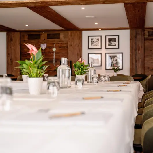 Salle de séminaire Meeting Room