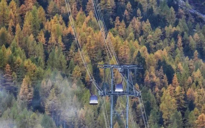 Felskinnbahn im Herbst