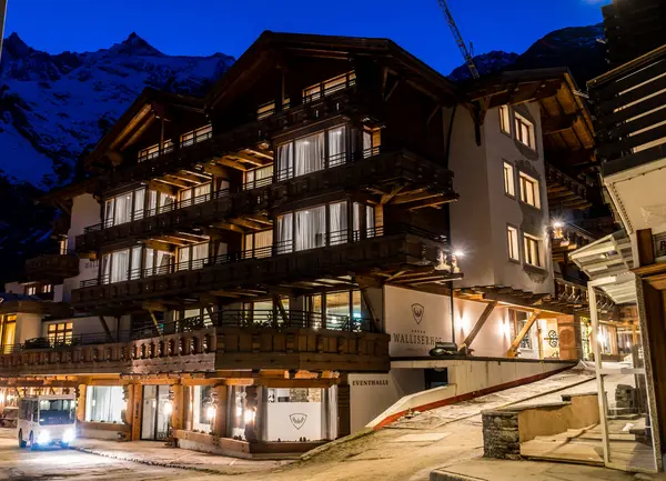 hiver-Saas-Fee-Walliserhof