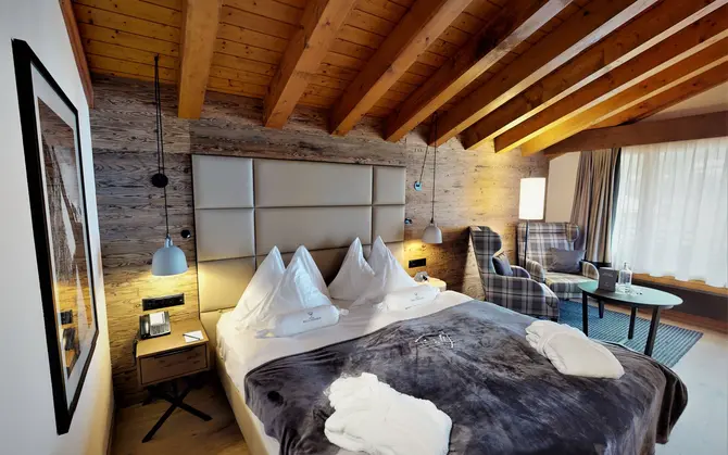 Vue sur une chambre double Deluxe au Walliserhof Grand-Hotel & Spa, Saas Fee