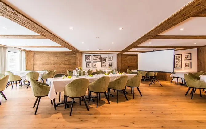 Private dining as a seminar room