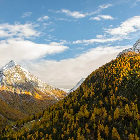Berge im Herbst